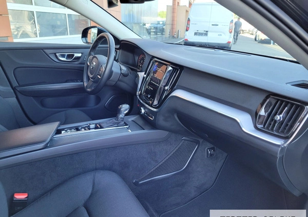 Volvo V60 cena 115900 przebieg: 72124, rok produkcji 2020 z Wasilków małe 326